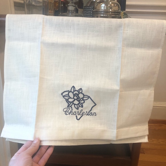 NWOT Embroidered Charleston Tea / Hand Towel - Picture 4 of 5